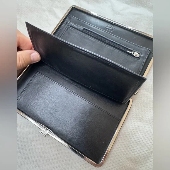 Lodis Black Leather Wallet - Picture 2 of 3